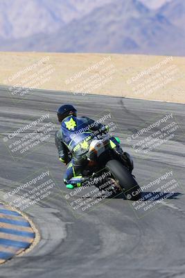 media/Feb-06-2025-Racers Edge (Thu) [[c17ed6f7b1]]/2-B Group/Session 4 End (Turn 10 Backside)/
